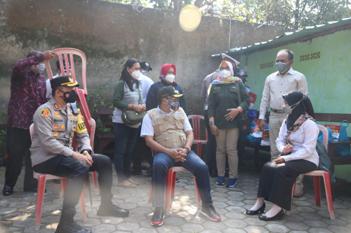 Kasihan, 3 Anak di Malang Jalani Isoman tanpa Orang Tua