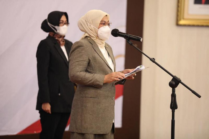 Resmi Dilantik, 18 Pejabat Eselon II Kemenaker Diminta Tingkatkan Kinerja