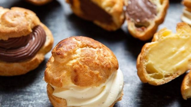 Ini resep membuat isian vla yang enak dan antienek. (Foto: Dok. Endeus TV)