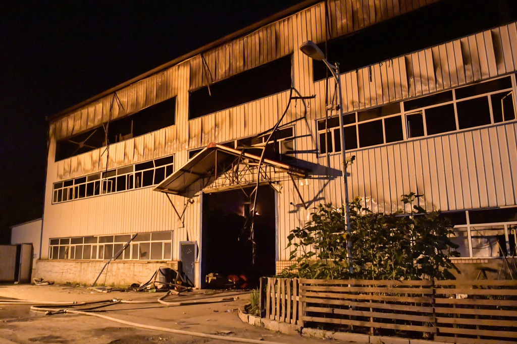 14 Orang Meninggal dalam Kebakaran Gudang di Tiongkok