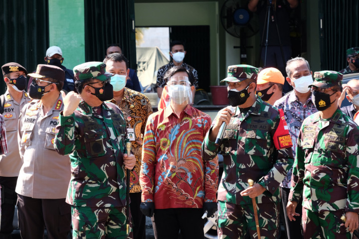 Panglima TNI Tinjau Tempat Isolasi Terpusat di Solo
