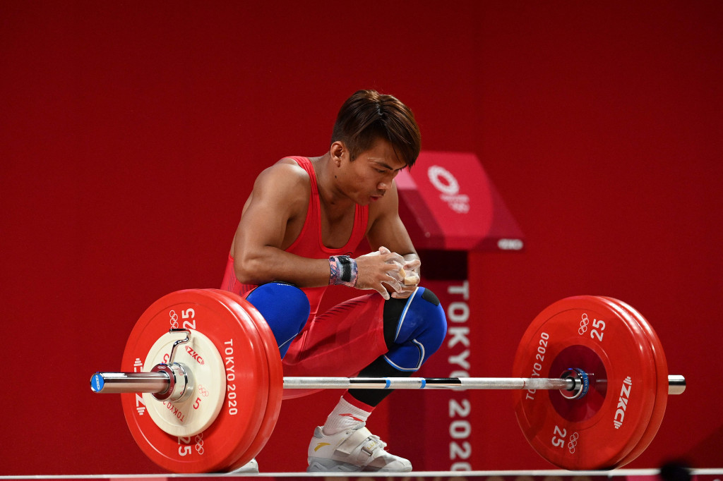Olimpiade Tokyo: Lifter Deni Belum Beruntung di Kelas 67 Kg