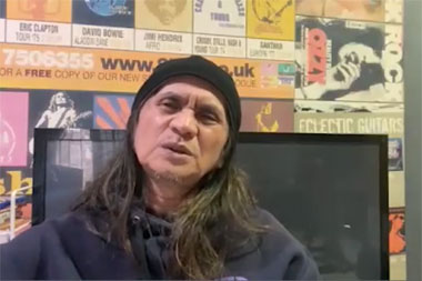 Azis MS Awalnya Keberatan Bandnya Dinamai Jamrud