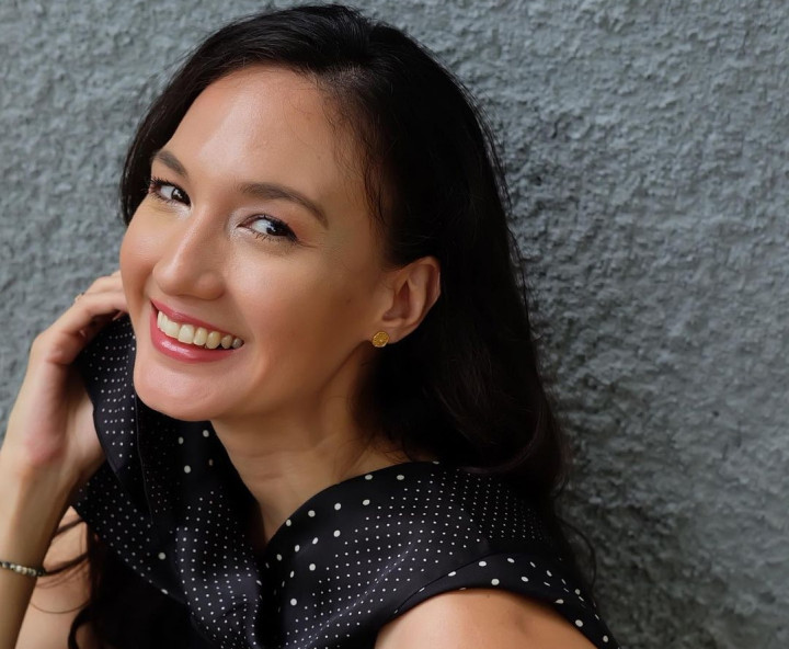 Nasihat Nadine Chandrawinata bagi Pengguna Botol Plastik