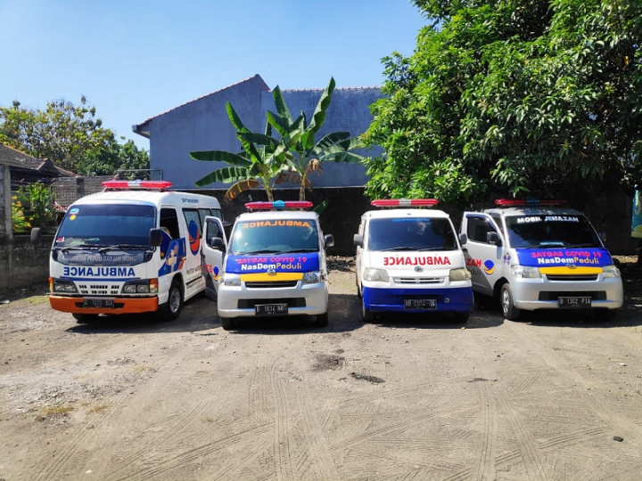 NasDem DIY Kerahkan 4 Ambulans Bantu Tangani Covid-19