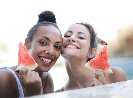 Semangka mengandung antioksidan seperti Vitamin A dan Vitamin C. (Foto: Ilustrasi. Dok. Pexels.com)