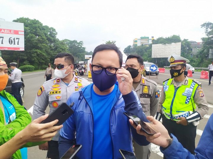 Iseng, Bima Arya Praktikkan Makan 20 Menit, Bisakah?