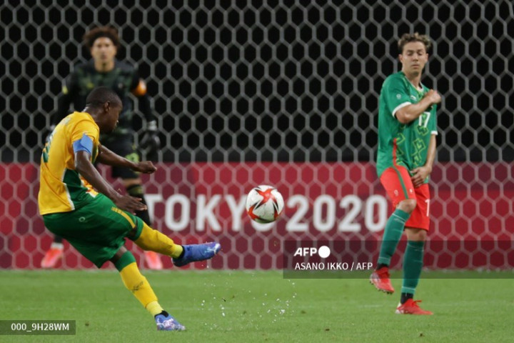 Dua Kartu Merah Warnai Kemenangan Meksiko atas Afrika Selatan