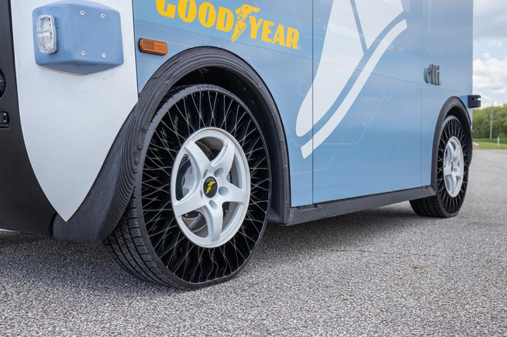 Goodyear Uji Coba Ban Tanpa Angin, Siap Diproduksi?