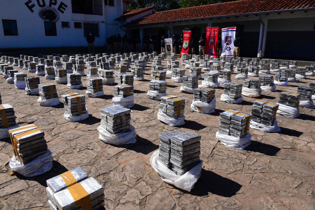 Penampakan 3 Ton Kokain Rekor Sitaan Polisi Paraguay