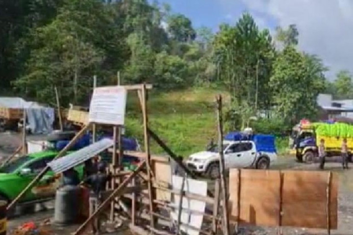 Palang di Yalimo Dibuka, 147 Kendaraan Pengangkut Bahan Makanan Lanjutkan Perjalanan