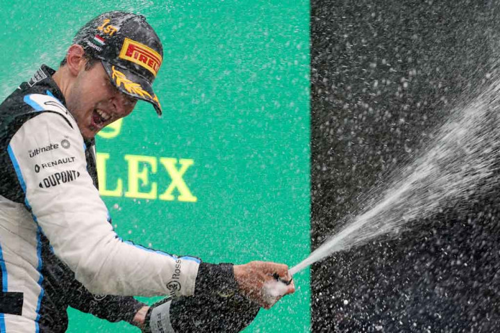 Foto: Esteban Ocon Juarai GP F1 Hungaria 2021
