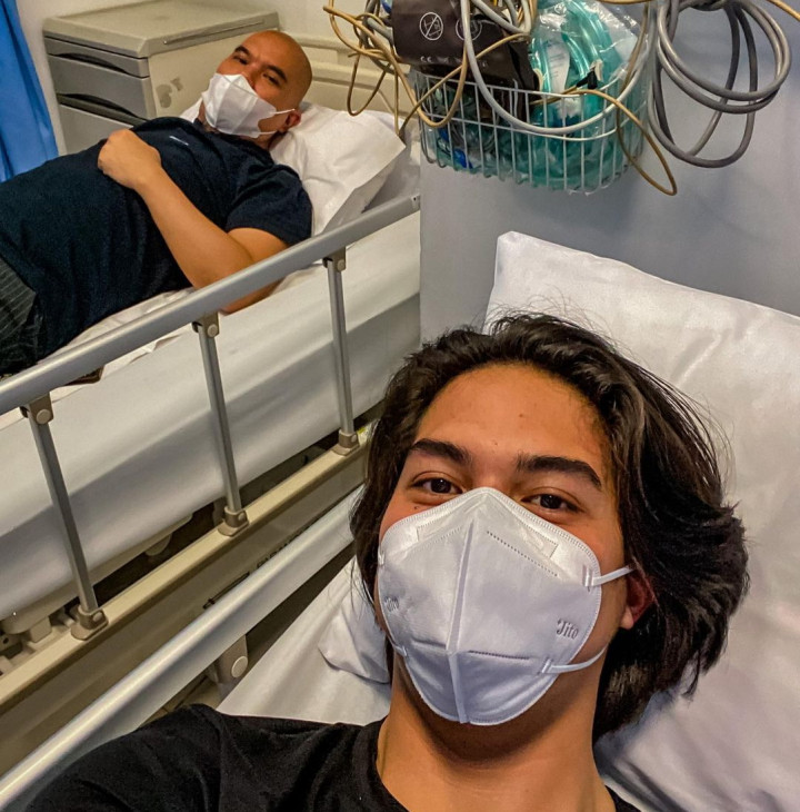Ahmad Dhani dan El Rumi Terbaring di Rumah Sakit, Kenapa?
