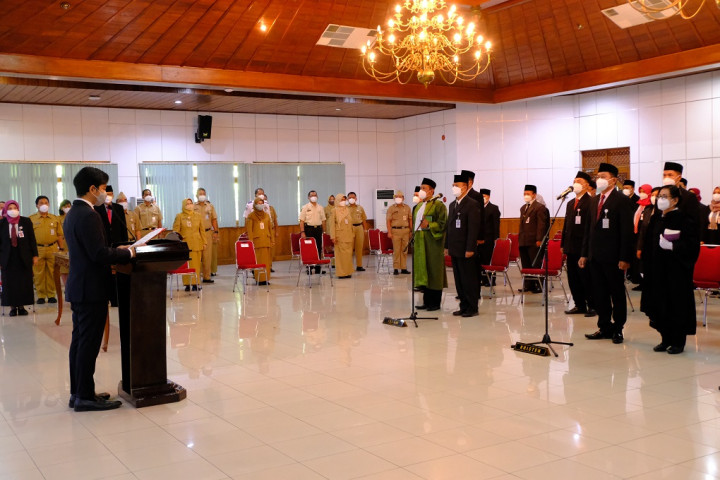 Gibran Lantik 36 Pejabat Baru Pemkot Solo