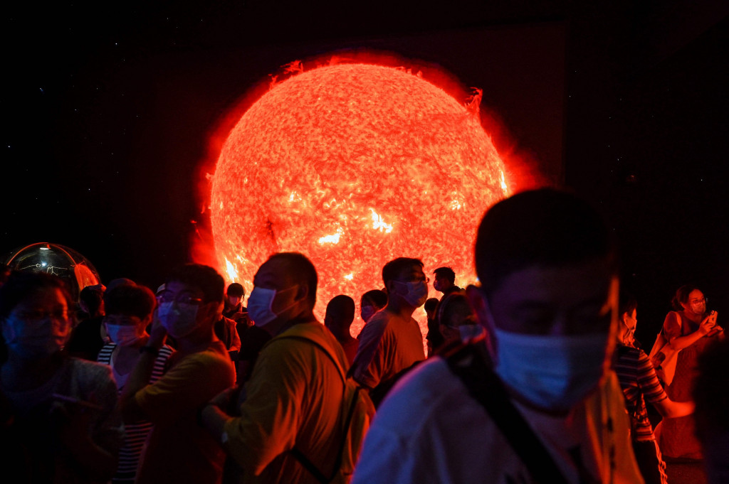 Foto: Mengunjungi Planetarium Terbesar Dunia di Shanghai