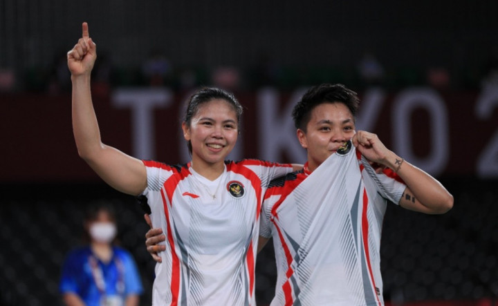 Wow! Pegadaian Beri Emas 3 Kg ke Greysia Polii dan Apriyani Rahayu