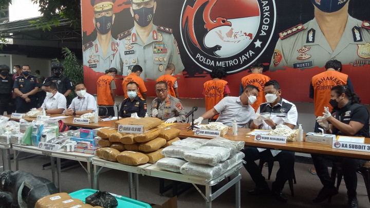 Perawat Jual Actemra Seharga Rp40 Juta