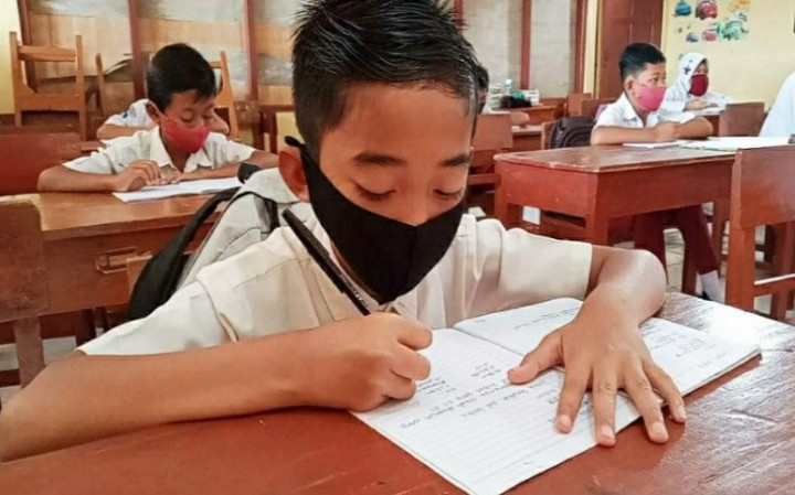 Siswa di Makassar Sambut Positif Kelanjutan Bantuan Kuota Internet