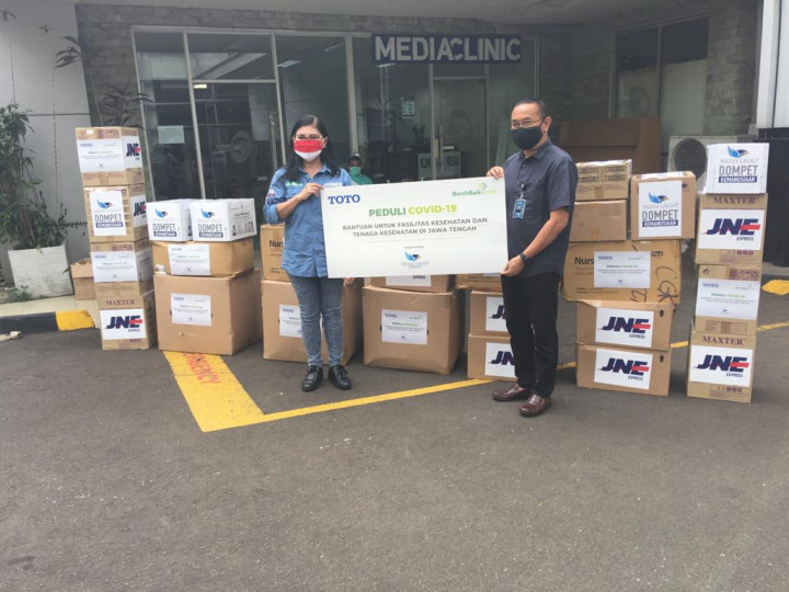 TOTO Indonesia Sumbangkan Alkes untuk Penanganan Covid-19
