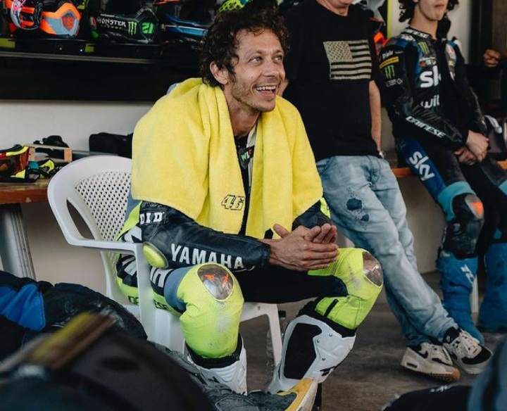 Ini Orang Pertama yang Membocorkan Rossi Pensiun Tahun 2021