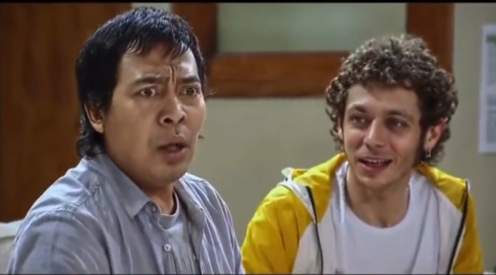 Rossi Pensiun, Komeng Tulis Pesan Sedih Sekaligus Kocak