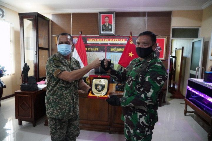 Indonesia Malaysia Perkuat Kerja Sama di Perbatasan