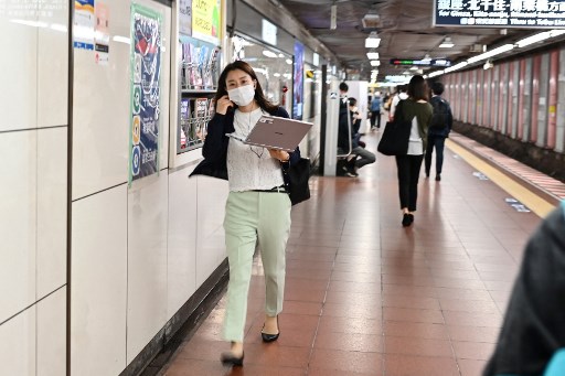 Penikam di Kereta Komuter Tokyo Ingin Bunuh ‘Wanita Bahagia’