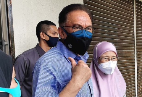 Pimpin Protes Oposisi Menentang PM Malaysia, Anwar Ibrahim Diinterogasi