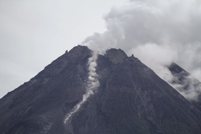 Gunung Merapi. ANTARA FOTO/Hendra Nurdiyansyah