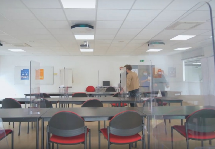 Peran Teknologi UV-C dalam Mengurangi Transmisi Virus di Udara