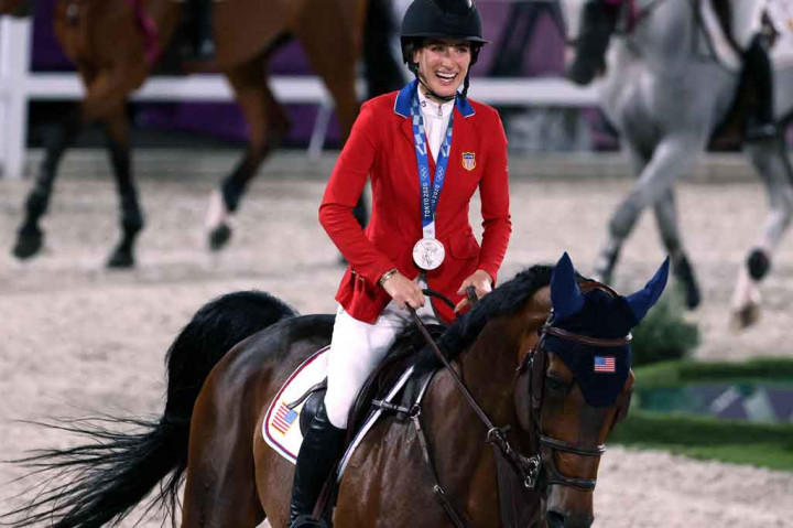 Wow! Putri Bruce Springsteen Sabet Perak Berkuda Olimpiade