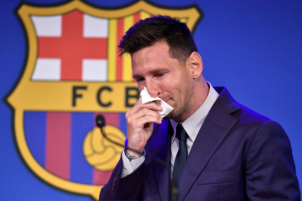 Tangis Lionel Messi Pecah Saat Ucapkan Perpisahan dengan ...