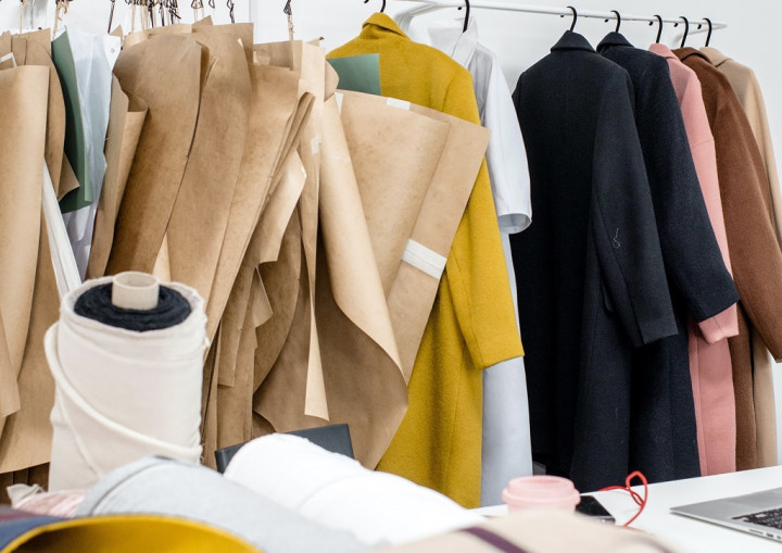 Duh! Baju Dinas DPRD Tangerang Mau Pakai Merek Louis Vuitton