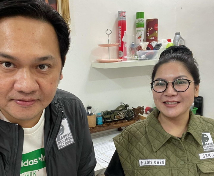 Farhat Abbas Gaet dr. Lois Jadi Sekjen Partainya, Netizen: Tambah Hancur