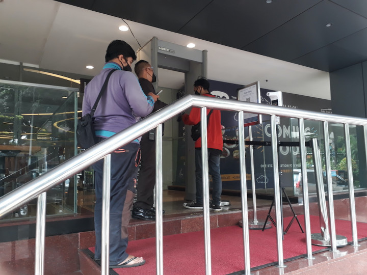 Mal di Jaksel Periksa Ketat Pengunjung