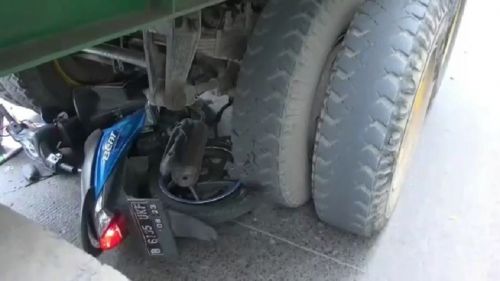 Kecelakaan Maut Tewaskan 1 Keluarga di Kediri