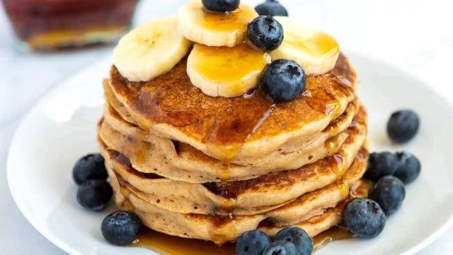 Ini cara membuat pancake yang fluffy. (Foto: Dok. Endeus TV)