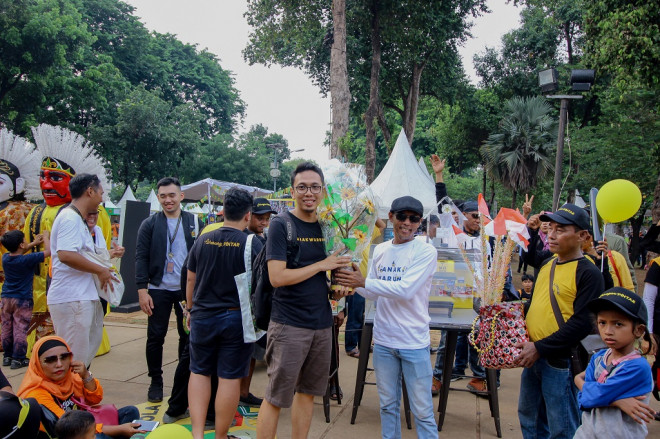 Warung Pintar mengisi kemerdekaan dengan membantu mendigitalisasi warung tradisional.