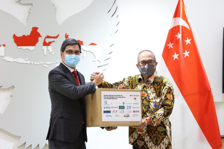 Pengusaha Indonesia-Singapura Kirim 12.505 Konsentrator Oksigen