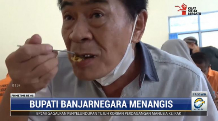 Kantornya Digeledah KPK, Bupati Banjarnegara Umbar Air Mata di Depan ODGJ