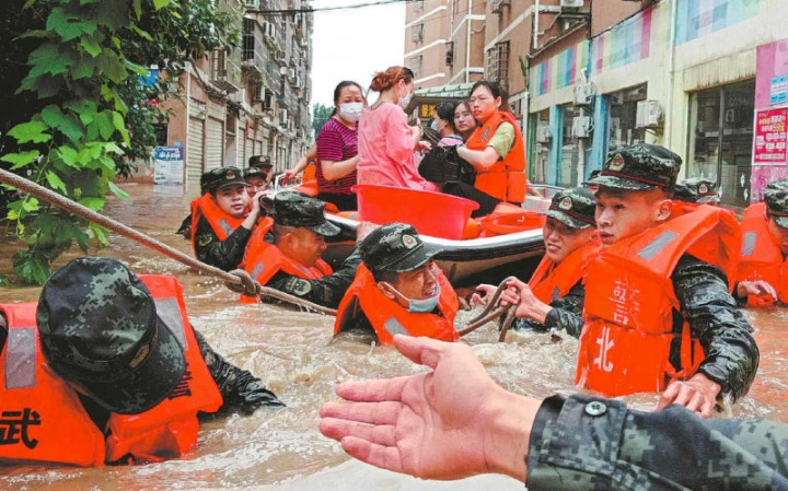 21 tewas, 4 Hilang saat Hujan Lebat Picu Banjir di Tiongkok