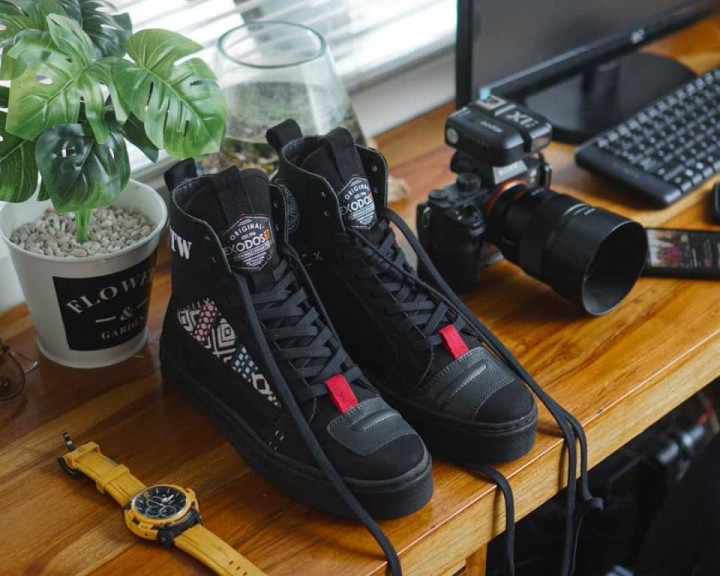 Jokowi Beli Sepatu Lokal Milik Greysia Polii, Berikut 5 Sepatu Kece Buatan Lokal