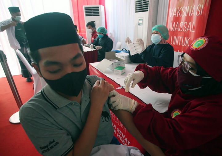 3.000 Santri di Cianjur Ditargetkan Bisa Mendapatkan Vaksinasi Covid-19