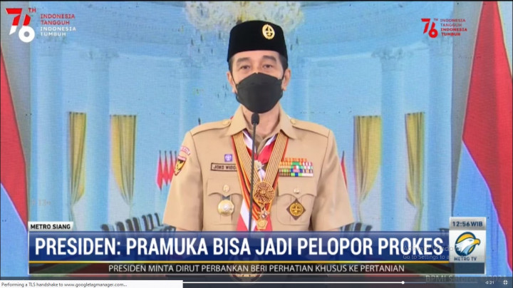 Jokowi Minta Anggota Pramuka Jadi Pelopor Disiplin Prokes