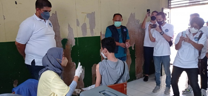 DPW NasDem Jabar Targetkan 1.000 Warga Kabupaten Bandung Divaksin Covid-19