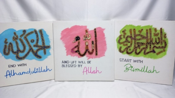 Mahasiswa Unsoed Buat Kaligrafi dari Limbah Serbuk Kayu