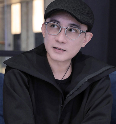 Membanggakan! Ini 5 Desainer Indonesia yang Berhasil Go International