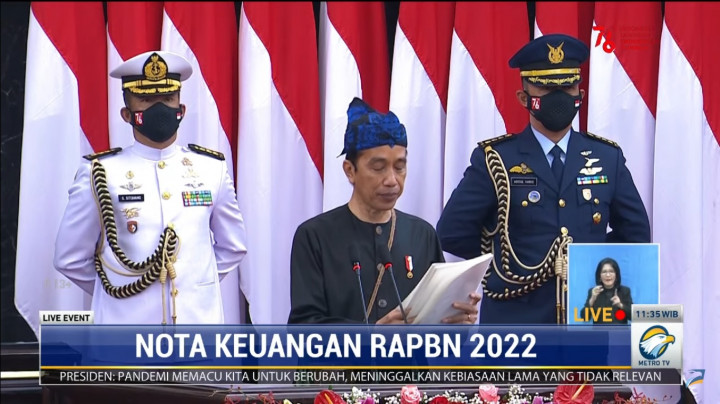 Jokowi Pangkas Anggaran Infrastruktur 2022 Jadi Rp384,8 Triliun
