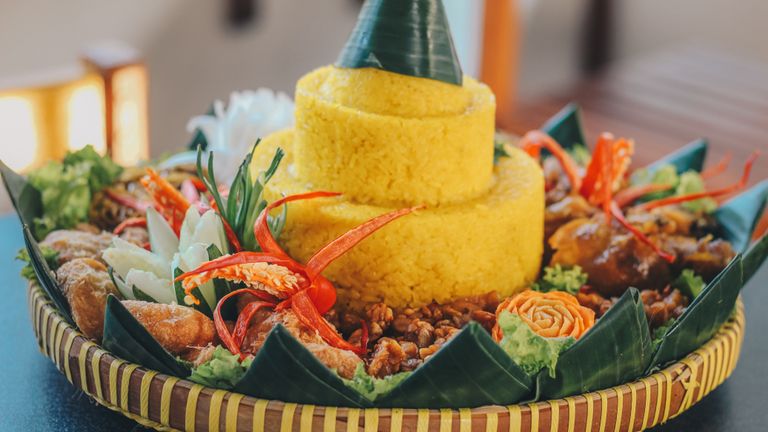 Tips Antigagal Nasi Tumpeng (Foto: Endeus TV)
