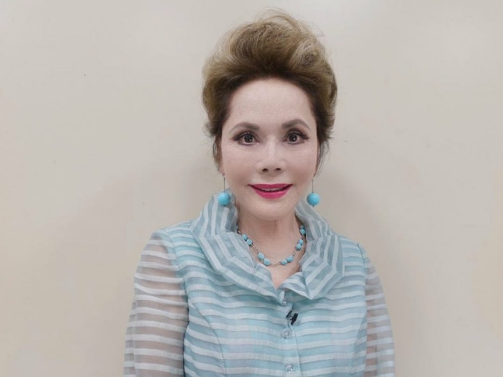 Kenang Indonesia, Istri Soekarno Ini <i>Ngaku</i> Suka Makanan Padang